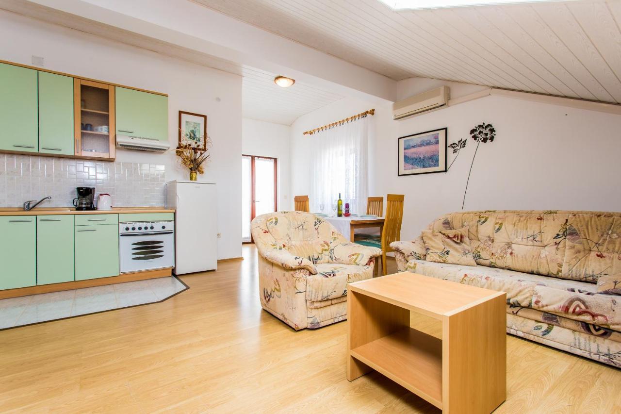 Guest House Lavanda 4 Нивице Екстериор снимка