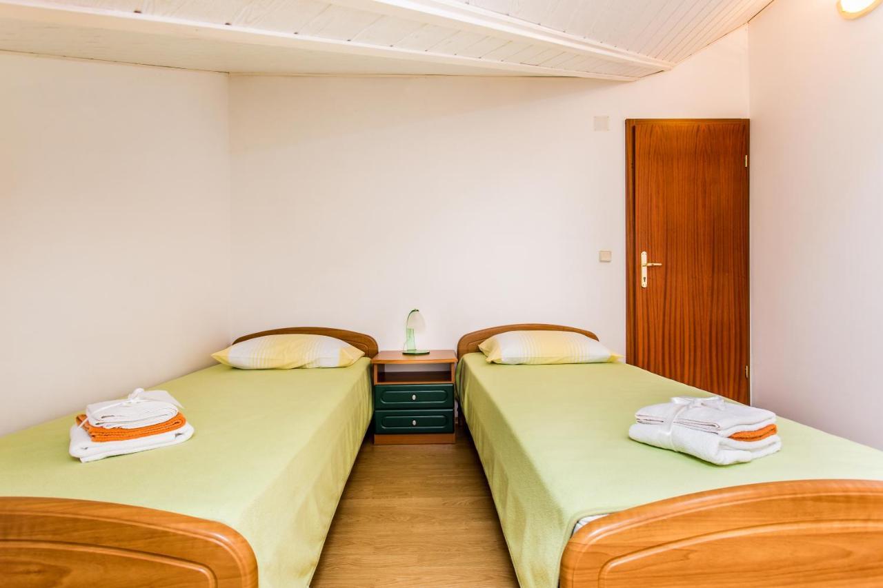 Guest House Lavanda 4 Нивице Екстериор снимка